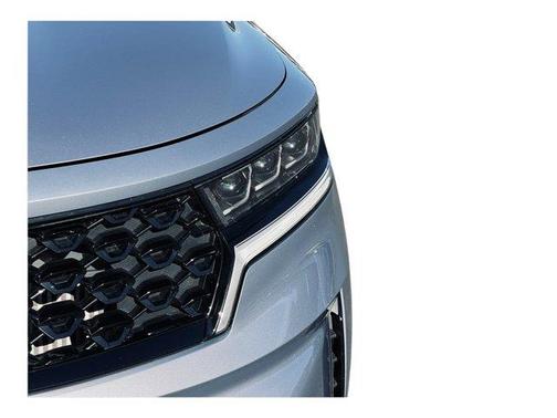 Everlasting Silver 2023 Kia Sorento SX
