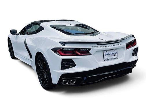 Arctic White 2026 Chevrolet Corvette Stingray w/2LT