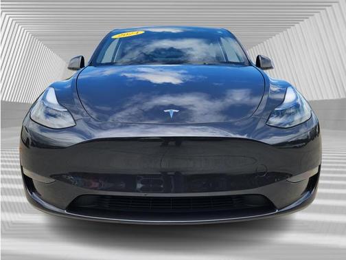 2024 Tesla Model Y Base