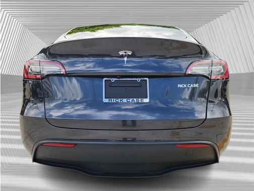 2024 Tesla Model Y Base