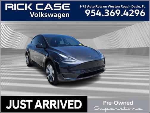 2024 Tesla Model Y Base