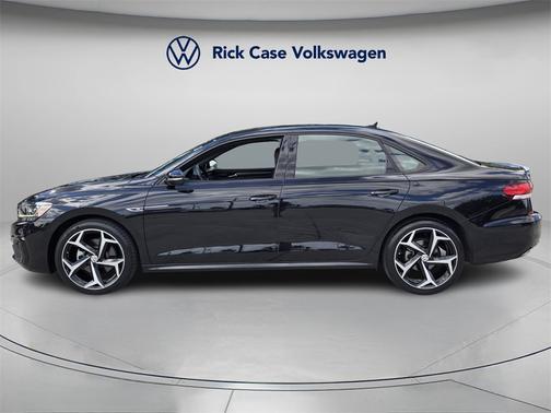 2021 Volkswagen Passat 2.0T R-Line
