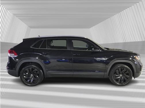 2022 Volkswagen Atlas Cross Sport 2.0T SE w/ Technology