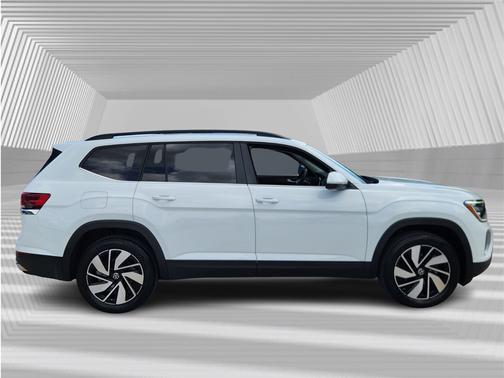 2024 Volkswagen Atlas 2.0T SE w/ Technology