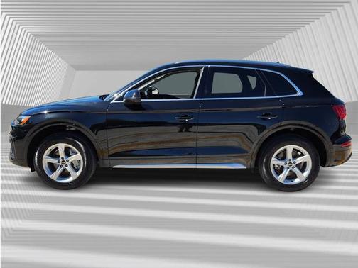 2023 Audi Q5 40 Premium