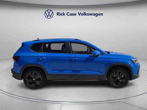 2025 Volkswagen Taos 1.5T SE