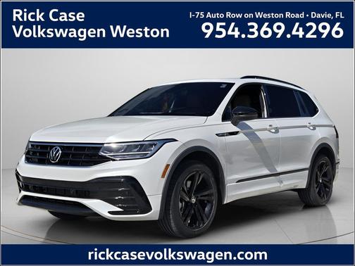 Opal White Pearl Effect 2024 Volkswagen Tiguan 2.0T SE R-Line Black
