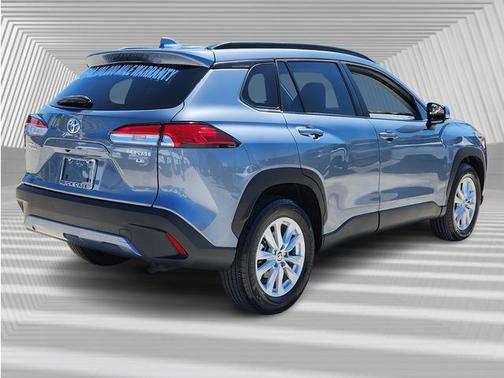 2022 Toyota Corolla Cross LE