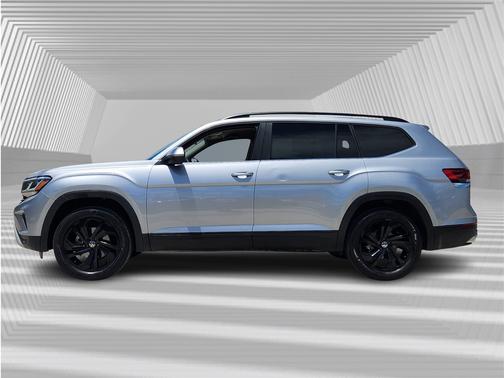 2022 Volkswagen Atlas 2.0T SE w/ Technology