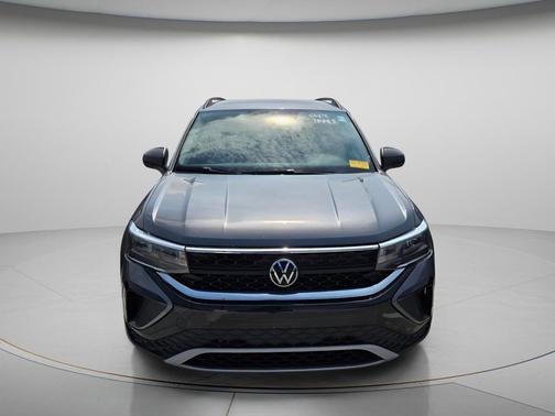 Platinum Gray Metallic 2024 Volkswagen Taos 1.5T S