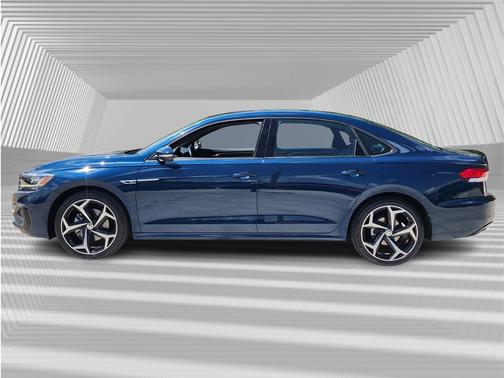 2021 Volkswagen Passat 2.0T R-Line