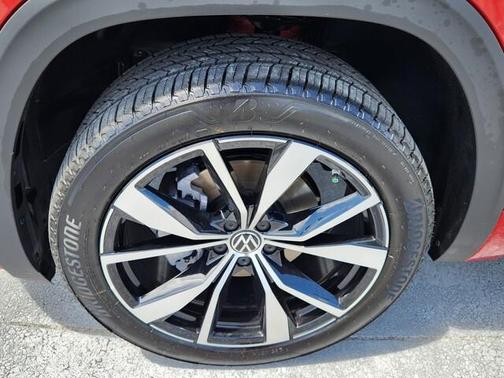 2025 Volkswagen Atlas 2.0T SEL Premium R-Line