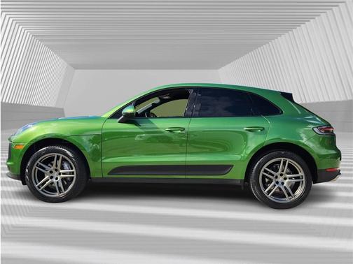 2020 Porsche Macan Base