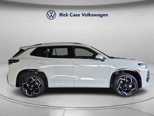 2025 Volkswagen Tiguan 2.0T SEL R-Line