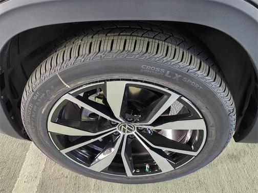 2025 Volkswagen Atlas 2.0T SEL Premium R-Line