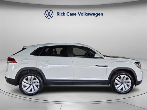 2021 Volkswagen Atlas Cross Sport 2.0T SE w/ Technology