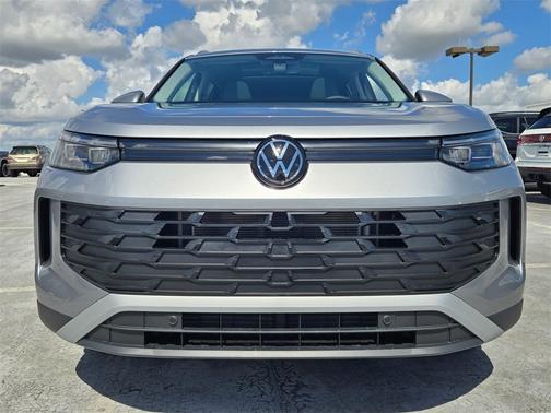 2025 Volkswagen Tiguan 2.0T SE