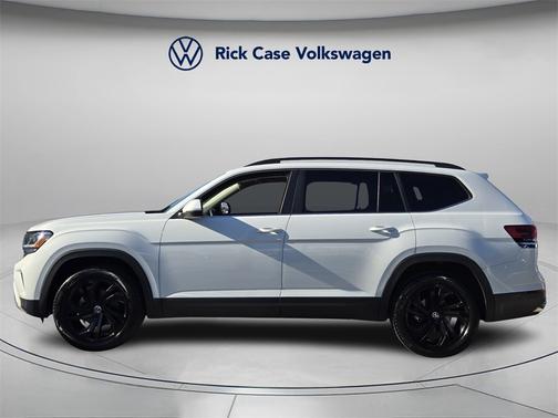 2022 Volkswagen Atlas 3.6 SE w/ Technology