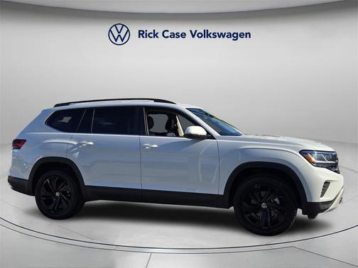 2022 Volkswagen Atlas 3.6 SE w/ Technology