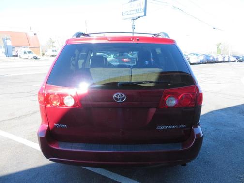 2006 Toyota Sienna XLE