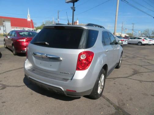 Silver Ice Metallic 2011 Chevrolet Equinox 2LT