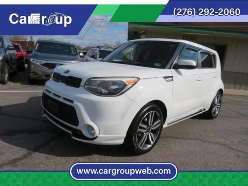 White 2016 Kia Soul +
