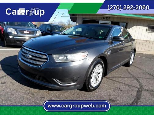 Oxford White 2015 Ford Taurus SE