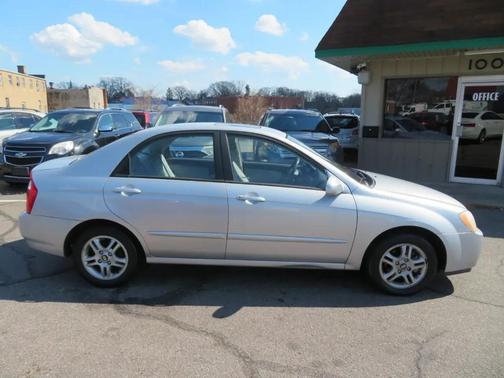 2004 Kia Spectra EX