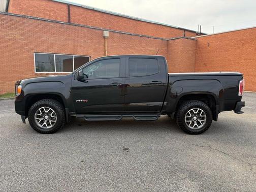 2022 GMC Canyon AT4