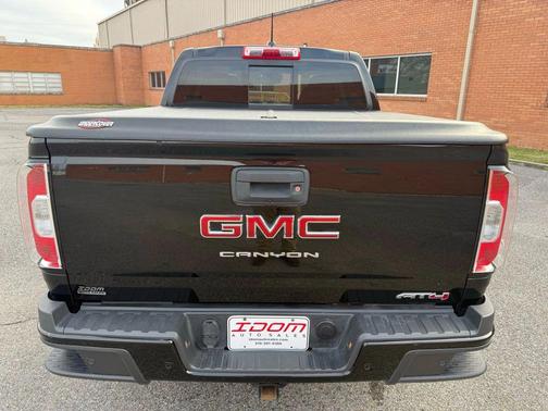 2022 GMC Canyon AT4