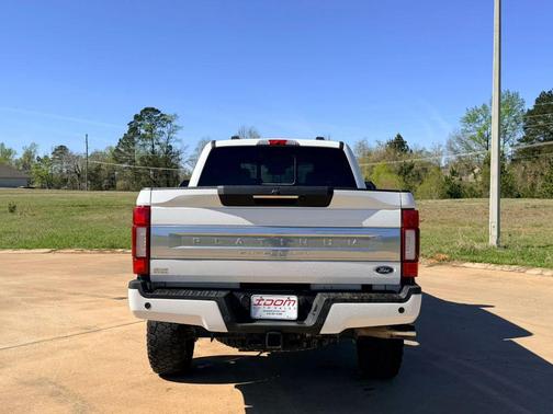 2022 Ford F-250 Platinum