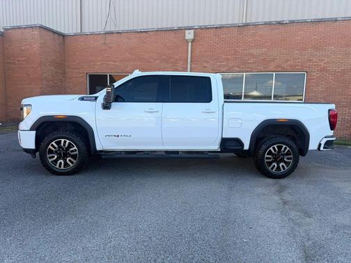 2023 GMC Sierra 2500 AT4