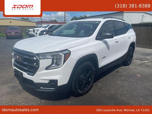 Summit White 2024 GMC Terrain AWD AT4