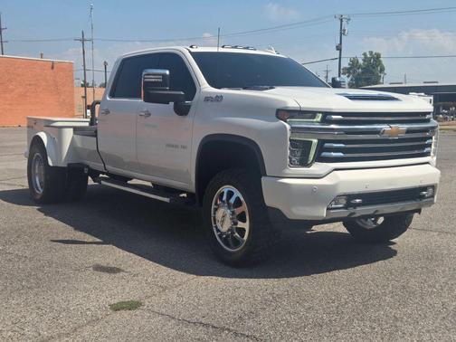 Summit White 2022 Chevrolet Silverado 3500 High Country