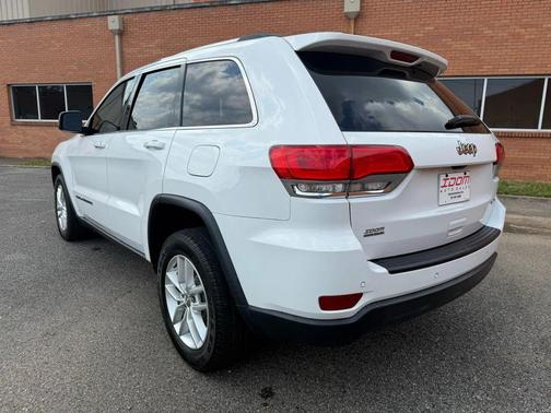 2018 Jeep Grand Cherokee Laredo E
