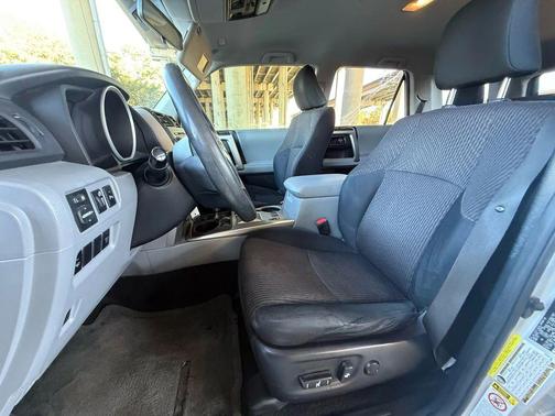 2012 Toyota 4Runner SR5 Sport Utility 4D