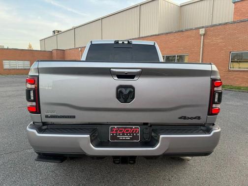 2021 RAM 2500 Laramie Crew Cab 4x4 6'4' Box