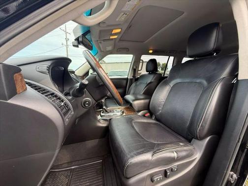2015 INFINITI QX80 Base