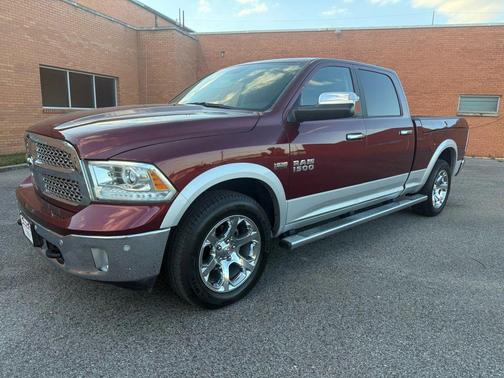 2017 RAM 1500 Laramie