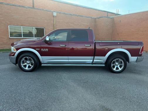 2017 RAM 1500 Laramie
