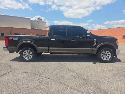 Shadow Black 2017 Ford F-250 King Ranch