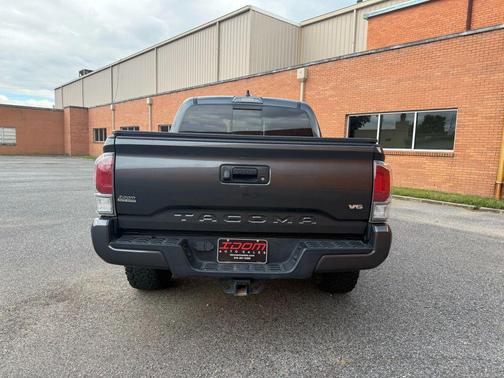 2020 Toyota Tacoma TRD Sport