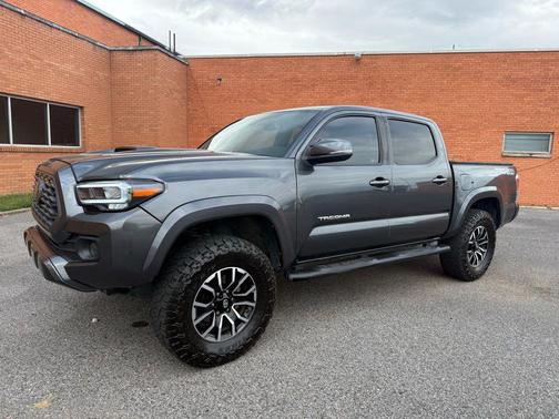 2020 Toyota Tacoma TRD Sport