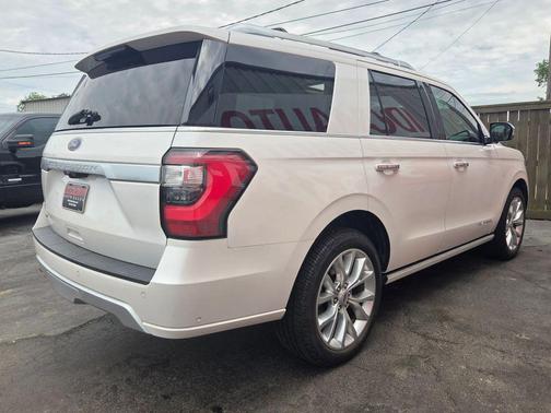 White Platinum Metallic Tri-Coat 2019 Ford Expedition Platinum