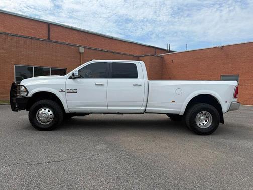 2015 RAM 3500 Laramie
