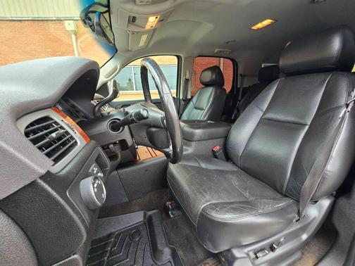 Silver Ice Metallic 2013 Chevrolet Tahoe LTZ