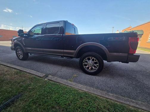 Agate Black Metallic 2022 Ford F-250 King Ranch