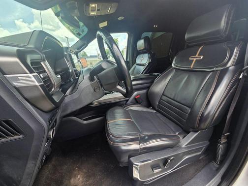Iconic Silver Metallic 2023 Ford F-150 Platinum