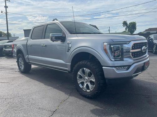 Iconic Silver Metallic 2023 Ford F-150 Platinum