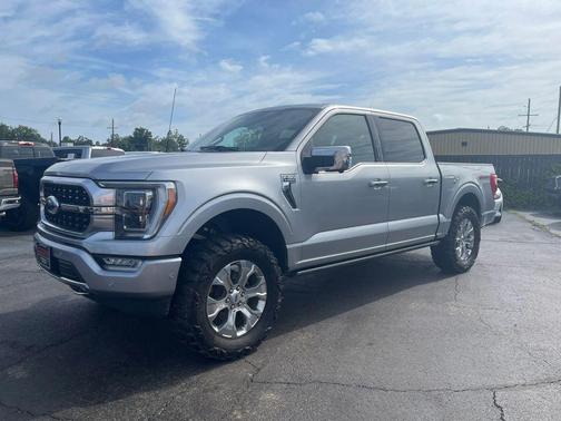 Iconic Silver Metallic 2023 Ford F-150 Platinum